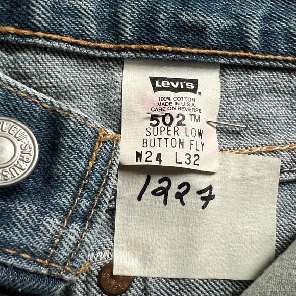 VTG Levi’s 502 buttonfly deadstock 100% cotton jeans Women 24x32 XS, NWOT USA! - Picture 14 of 14